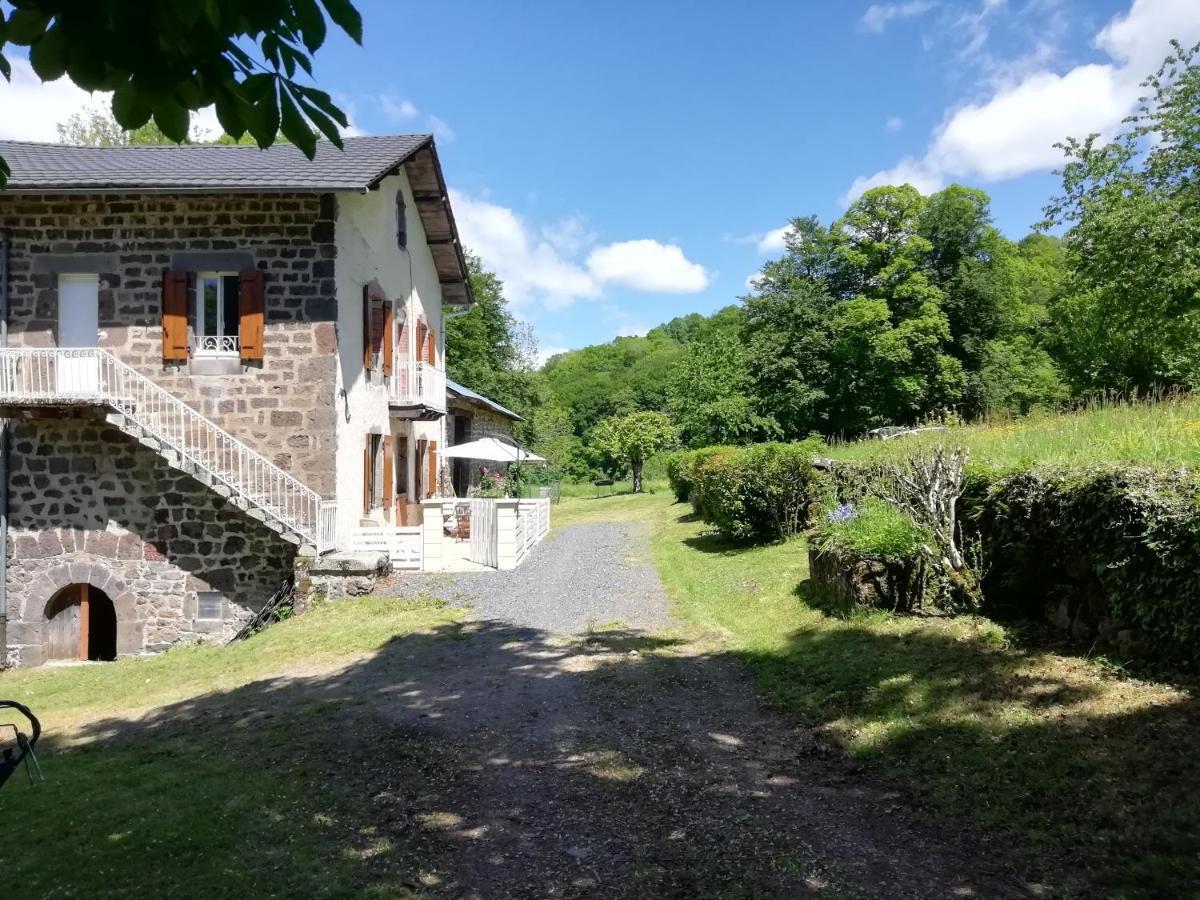Maison A La Campagne Au Coeur Du Cantal Dept 15 Marmanhac ภายนอก รูปภาพ
